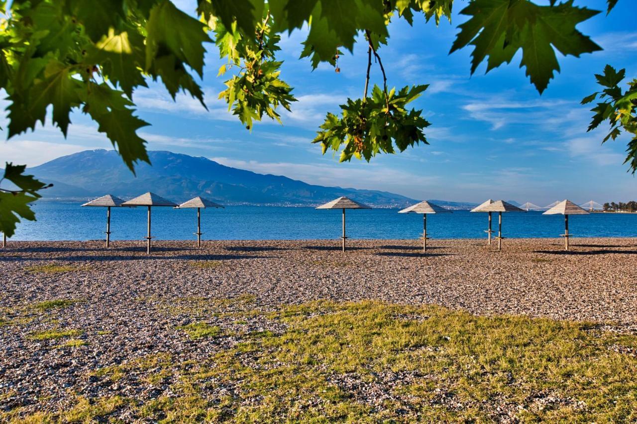 Nafpaktos Beach Luxury Suites Exterior foto